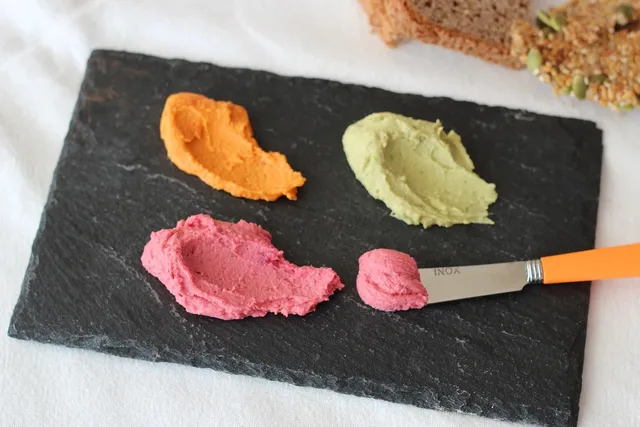 Hummus z papryką  180G PERLA